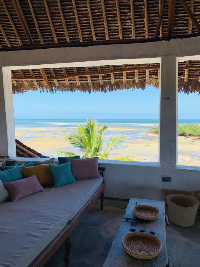 Mwazaro Beach Lodge Shimoni Exteriör bild