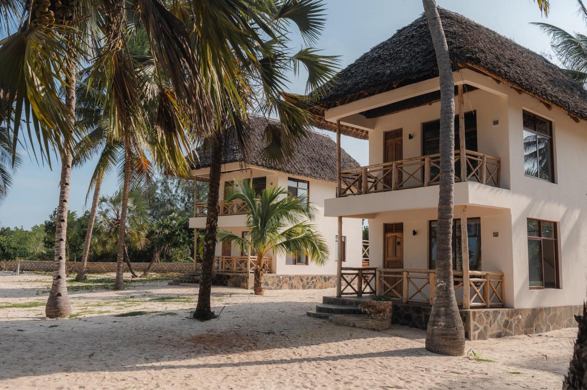 Mwazaro Beach Lodge Shimoni Exteriör bild