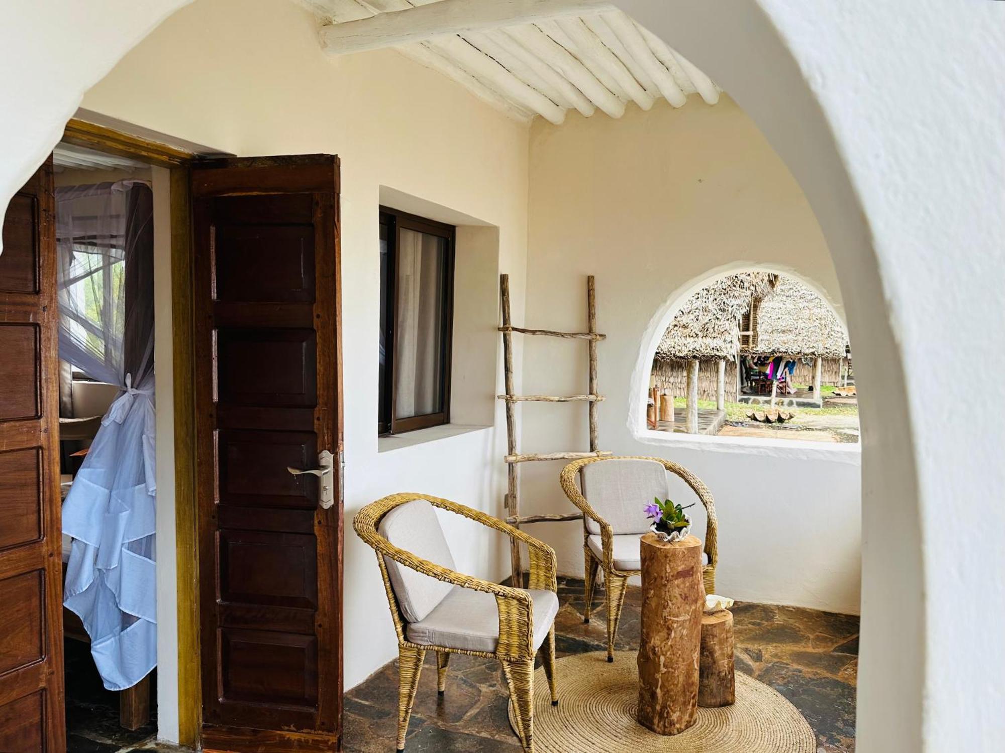 Mwazaro Beach Lodge Shimoni Rum bild